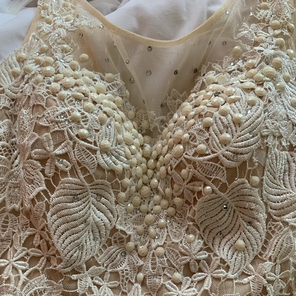 Nude & White Prom Dress size-8 - Picture 3 of 6
